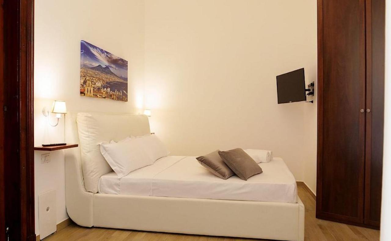 Residenza San Gennaro Ξενοδοχείο Νάπολη Εξωτερικό φωτογραφία